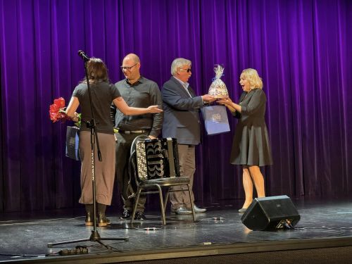 Edit Piaf po polsku