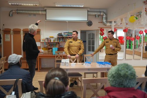 Strażacy przekazali czujki dymu i tlenku węgla mieszkańcom Giżycka 2026